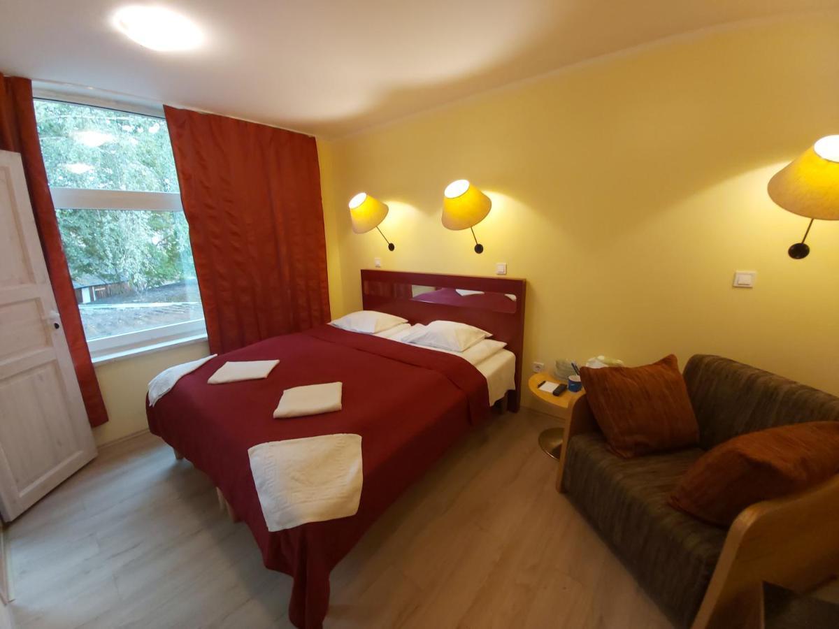 Viva Nord Hotel Reval Esterno foto