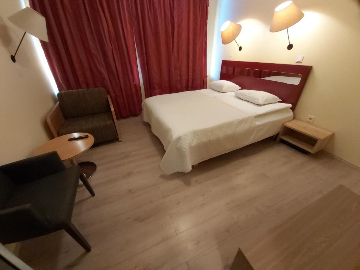 Viva Nord Hotel Reval Esterno foto